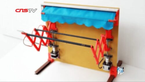 中国の天才小学生がハイテク物干し台発明