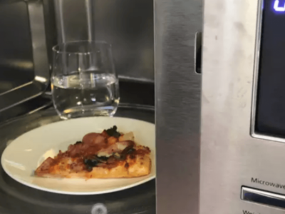 ドミノピザお勧めの冷めたピザを温める方法