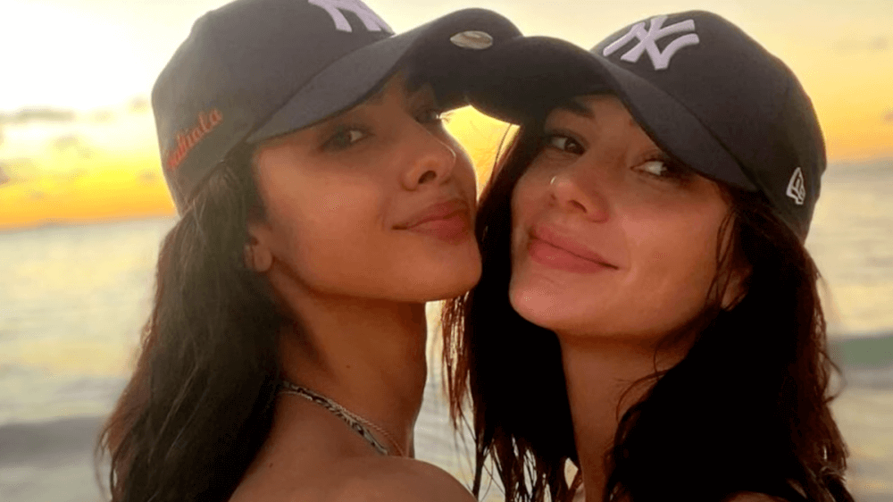 MissアルゼンチンとMissプエルトリコが同性婚発表