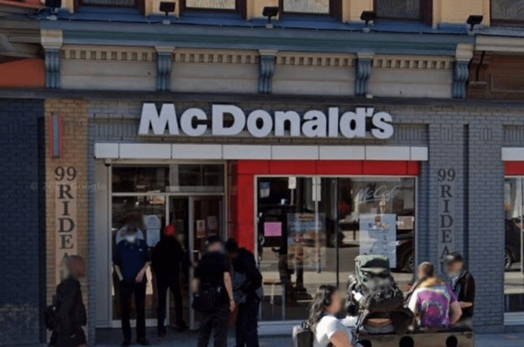 世界最悪のマクドナルド閉店