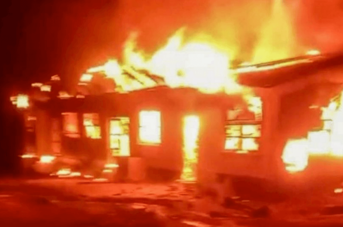 スマホ没収された14歳少女が学校の女子寮に放火
