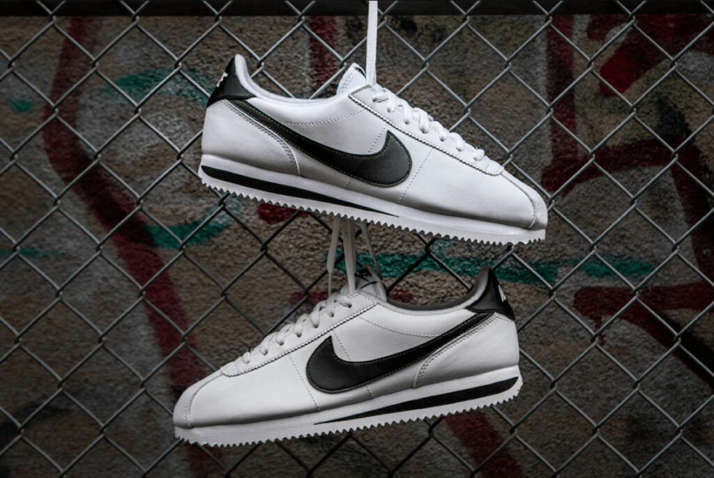 殺人事件の原因はNIKEのスニーカー コルテッツ